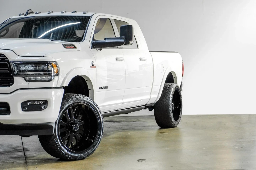 2022 Ram 2500 - Image 9 of 21