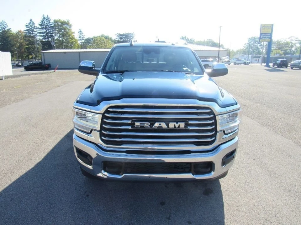 2022 Ram 2500 - Image 2 of 12