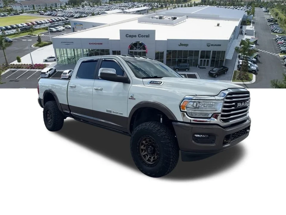 2022 Ram 2500 - Image 2 of 12