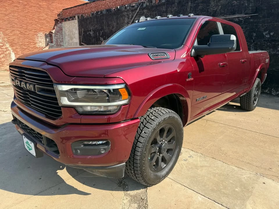 2022 Ram 2500 - Image 2 of 11