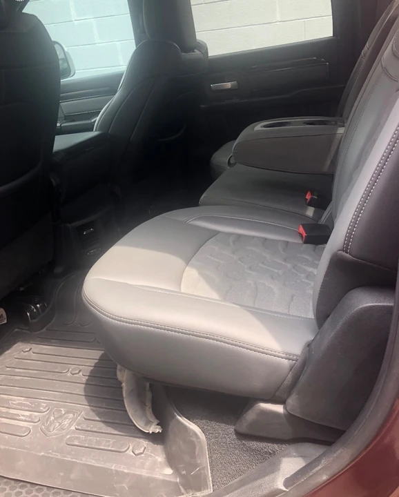 2022 Ram 2500 - Image 2 of 9