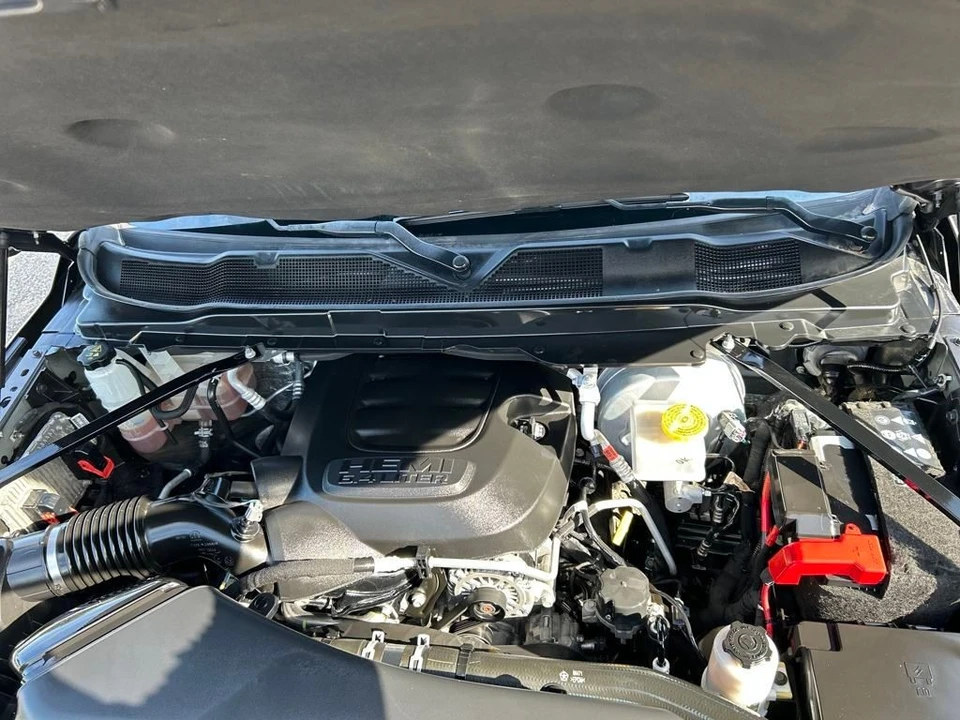 2022 Ram 2500 - Image 11 of 12