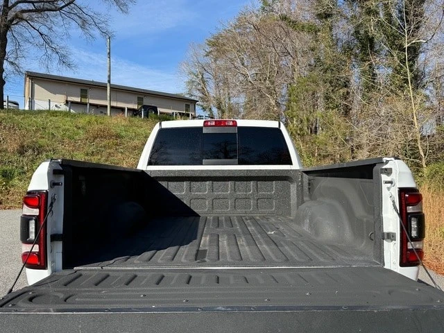 2022 Ram 2500 - Image 8 of 12