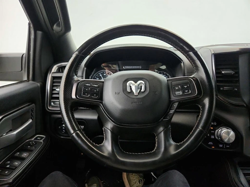 2022 Ram 2500 - Image 15 of 31