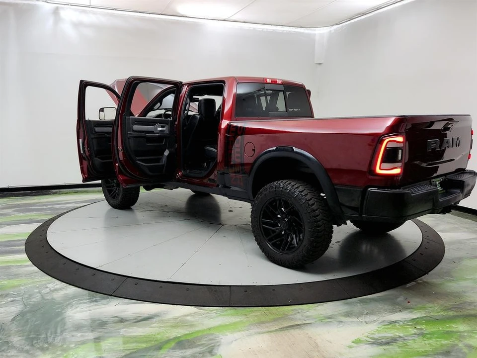 2022 Ram - Image 12 of 31