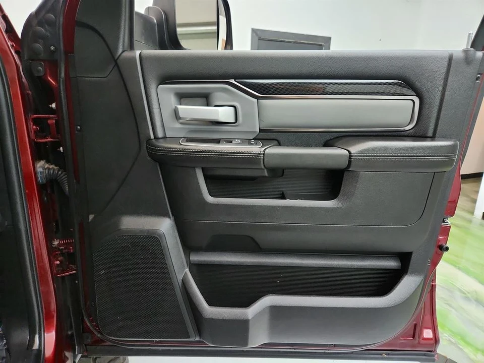 2022 Ram 2500 - Image 25 of 31