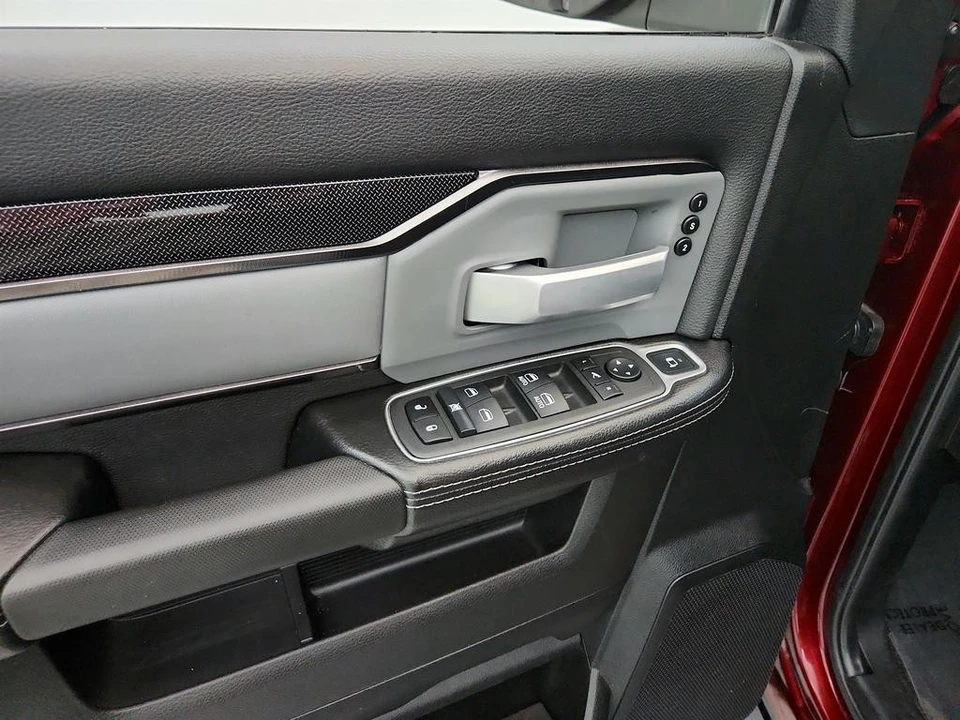2022 Ram 2500 - Image 19 of 31