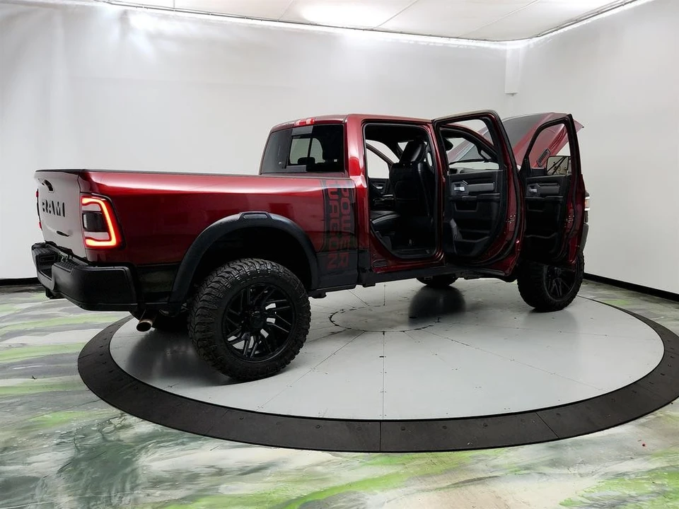 2022 Ram 2500 - Image 11 of 31