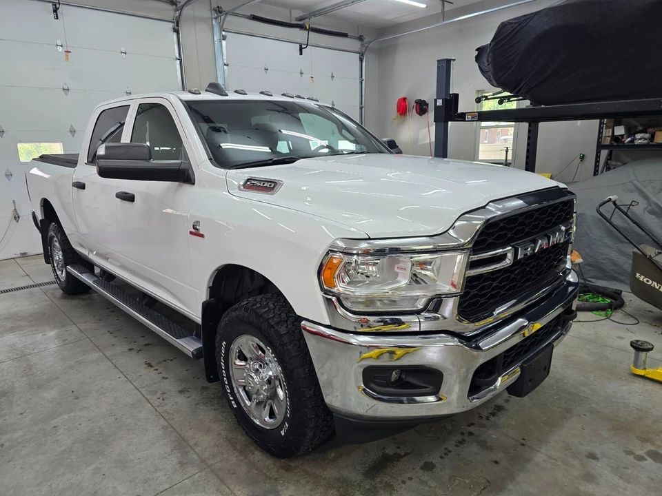 2022 Ram 2500 - Image 2 of 21