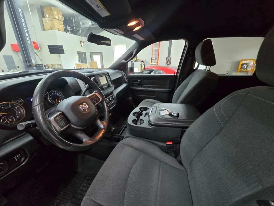 2022 Ram 2500 - Image 12 of 21