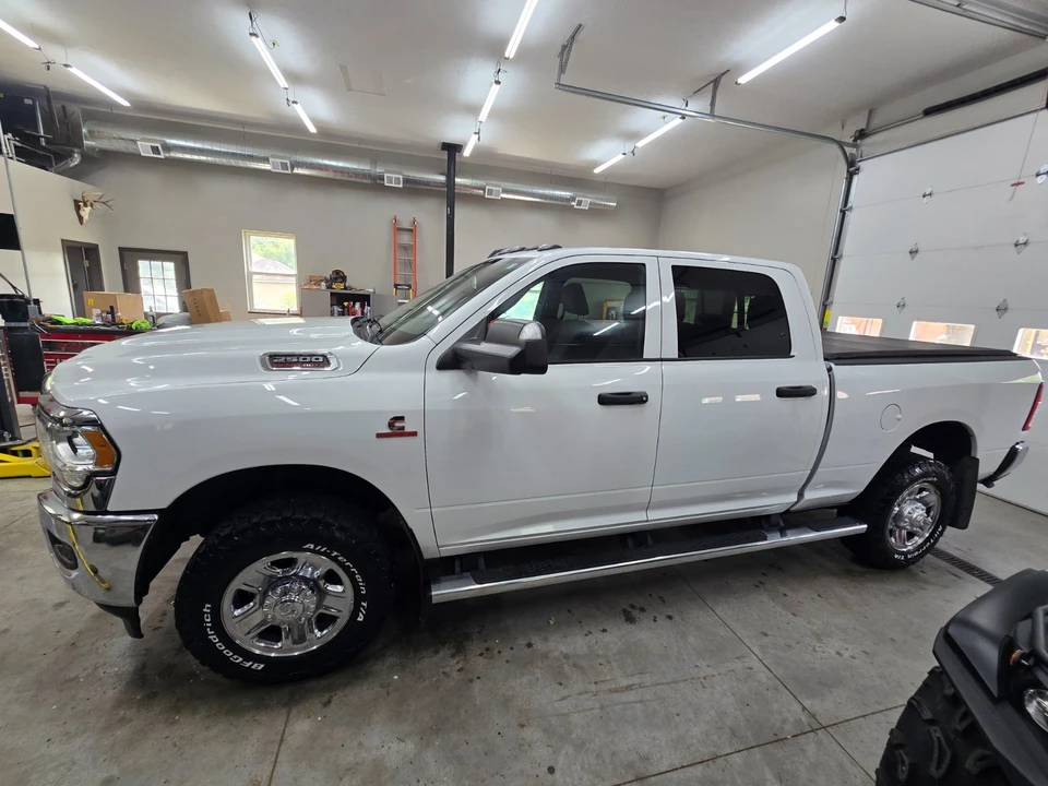 2022 Ram 2500 - Image 4 of 21