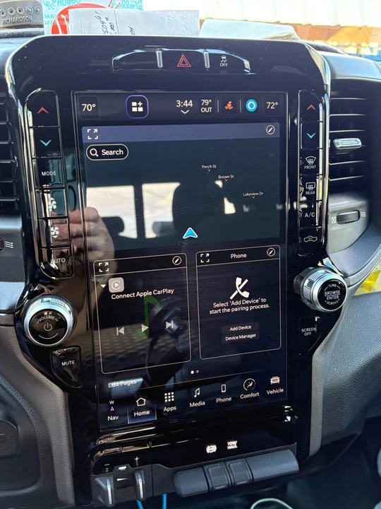 2022 Ram 2500 - Image 8 of 9