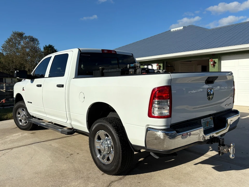 2022 Ram 2500 - Image 4 of 9