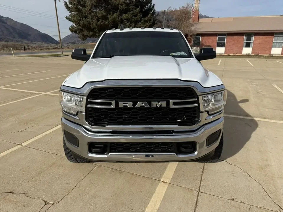 2022 Ram 2500 - Image 4 of 13