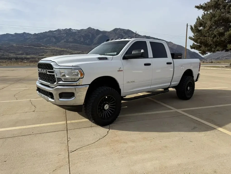 2022 Ram 2500 - Image 5 of 13