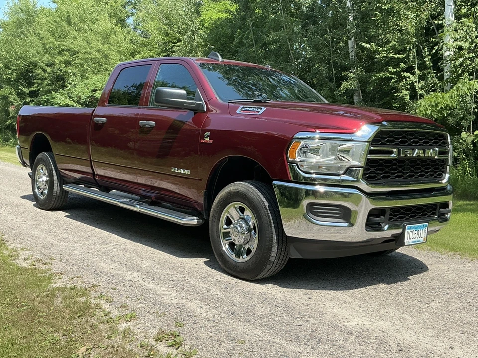 2022 Ram 2500 - Image 2 of 15