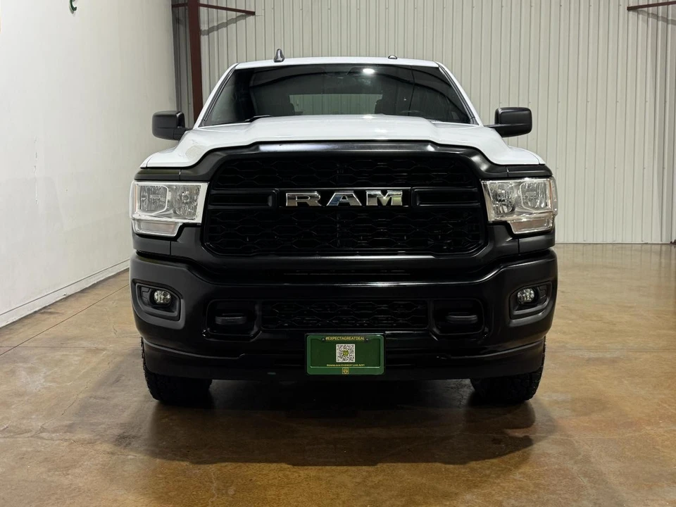 2022 Ram 2500 - Image 2 of 31