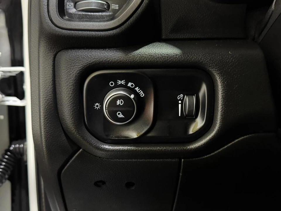 2022 Ram 2500 - Image 27 of 31
