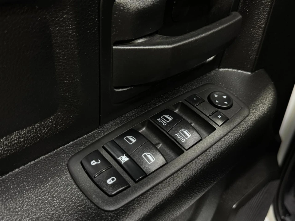 2022 Ram 2500 - Image 28 of 31