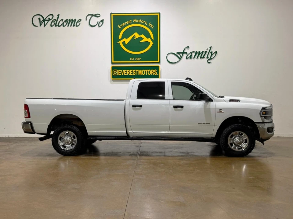 2022 Ram 2500 - Image 2 of 21