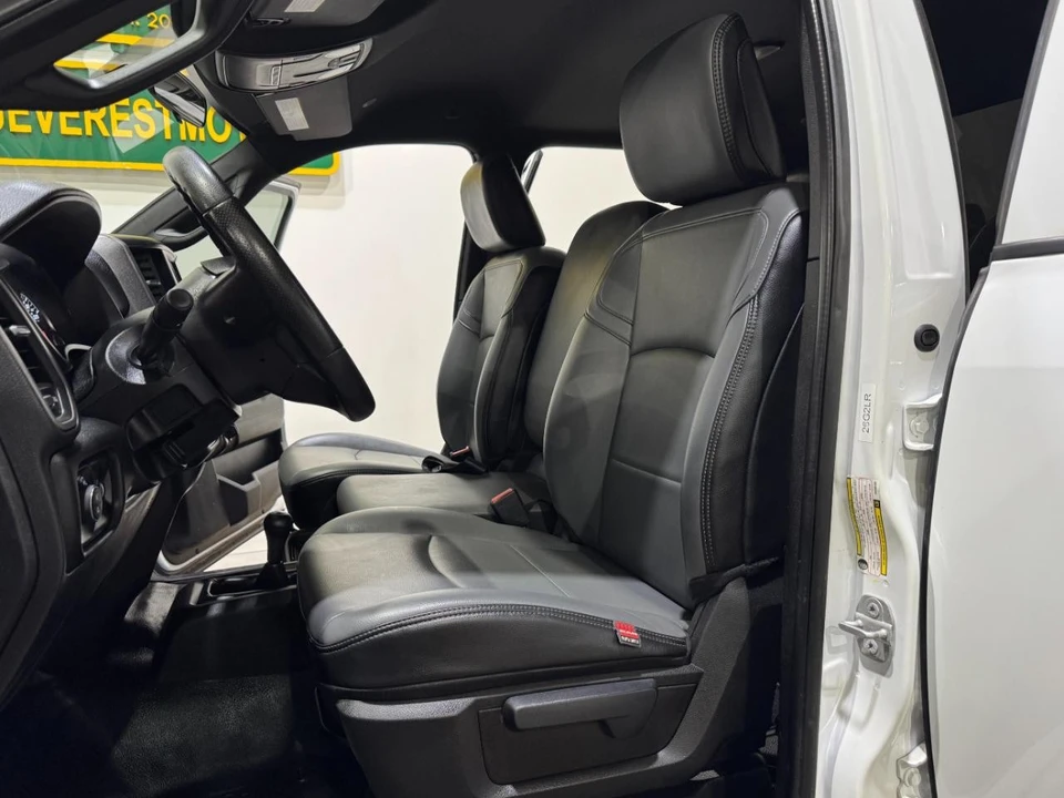 2022 Ram 2500 - Image 14 of 31