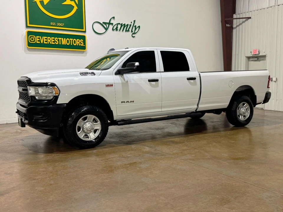2022 Ram 2500 - Image 3 of 31