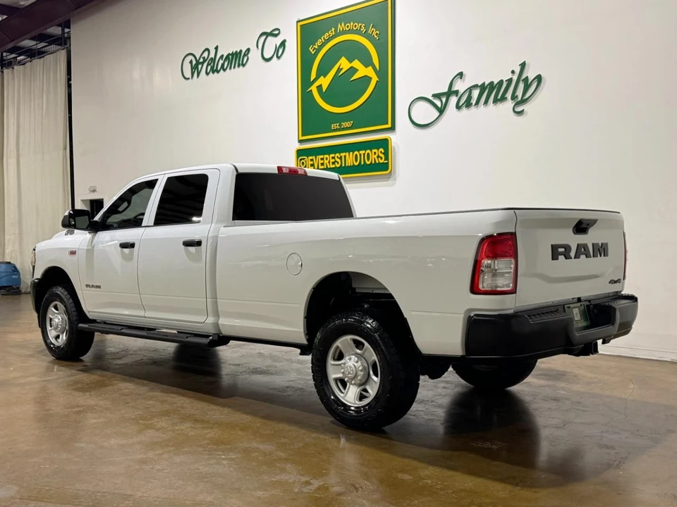 2022 Ram 2500 - Image 6 of 31