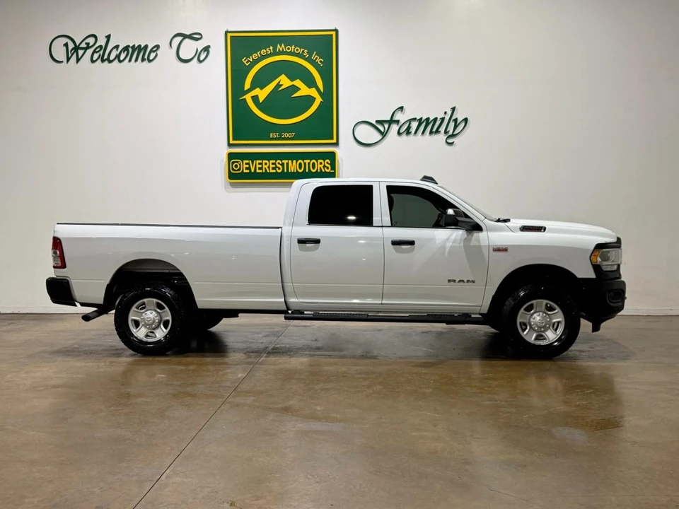 2022 Ram 2500 - Image 9 of 31
