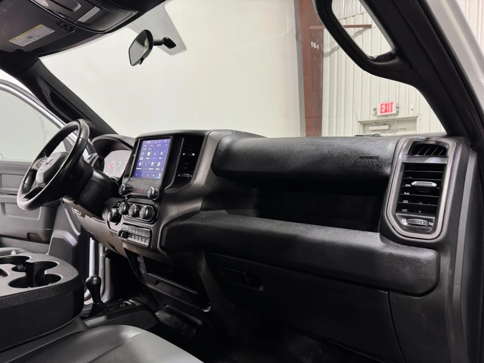 2022 Ram 2500 - Image 12 of 31