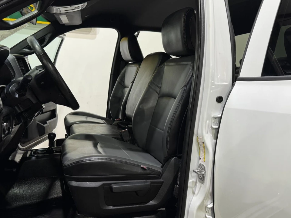2022 Ram 2500 - Image 14 of 31