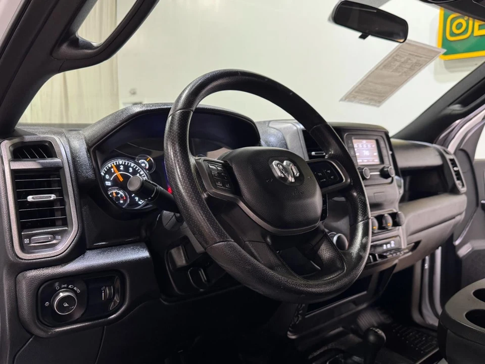 2022 Ram 2500 - Image 10 of 31