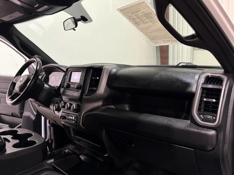 2022 Ram 2500 - Image 12 of 31