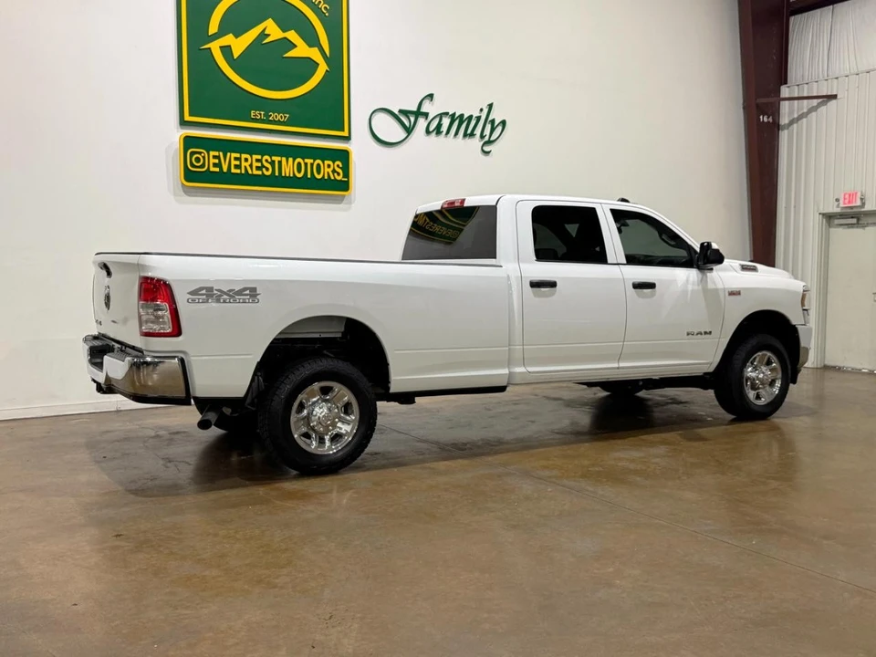 2022 Ram 2500 - Image 8 of 31