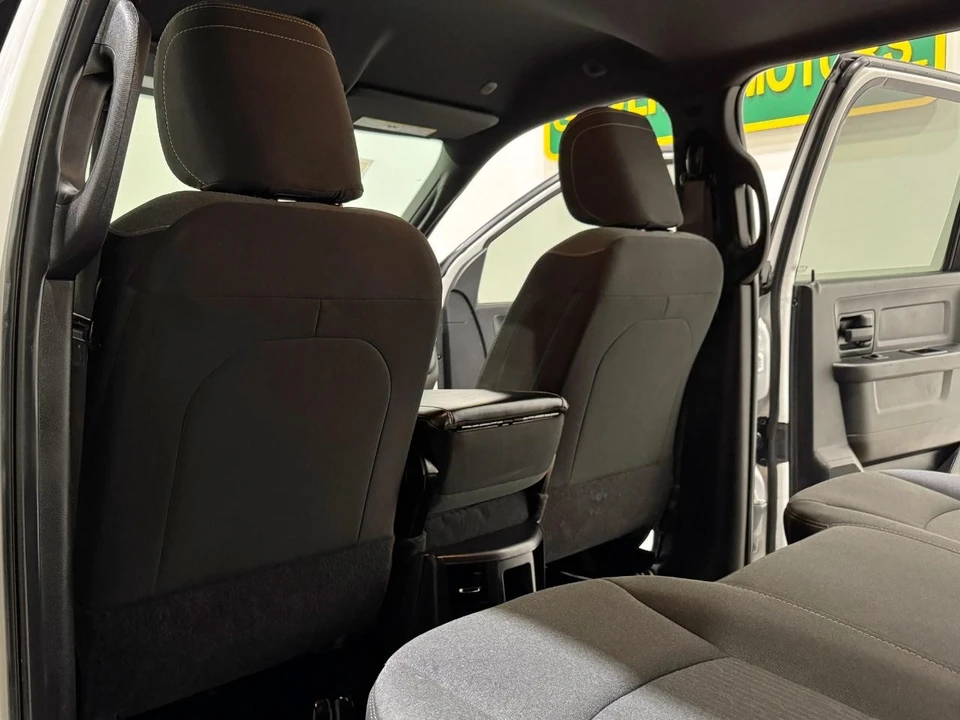 2022 Ram 2500 - Image 18 of 31
