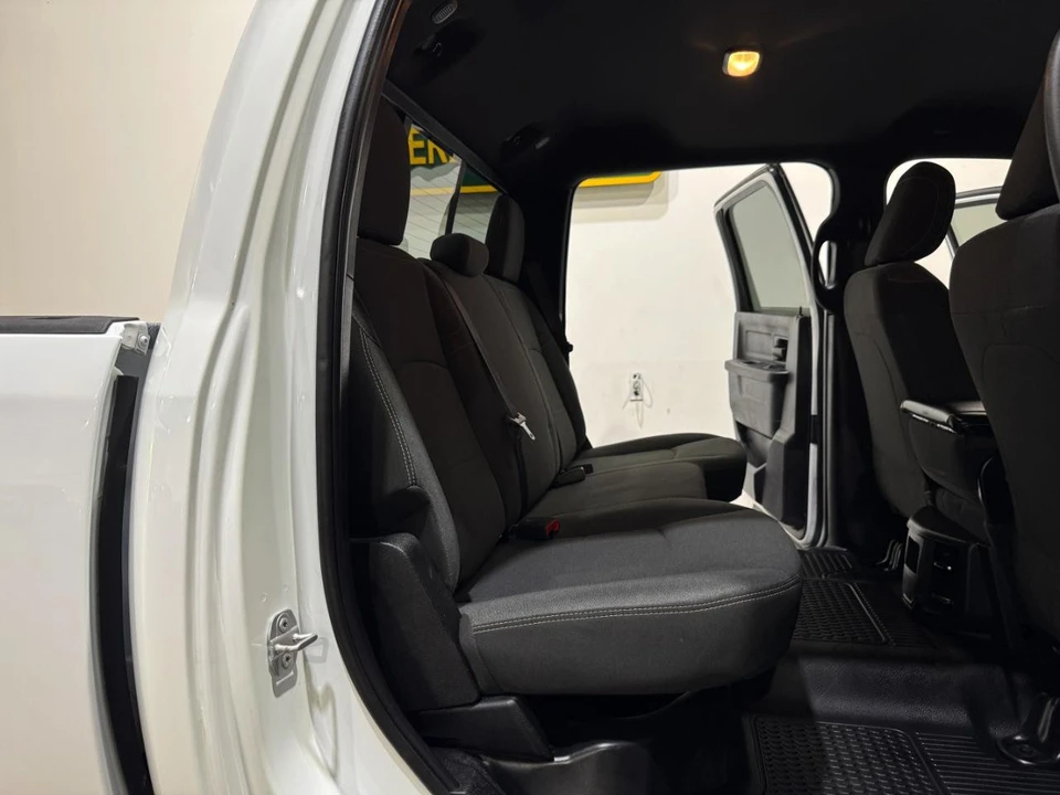 2022 Ram 2500 - Image 19 of 31