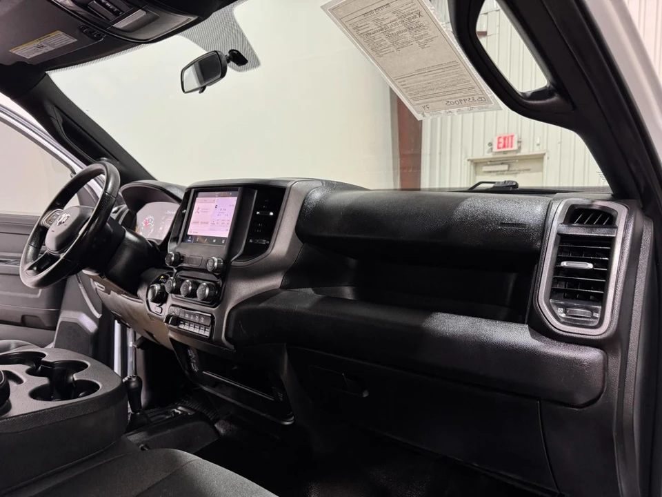 2022 Ram 2500 - Image 12 of 31