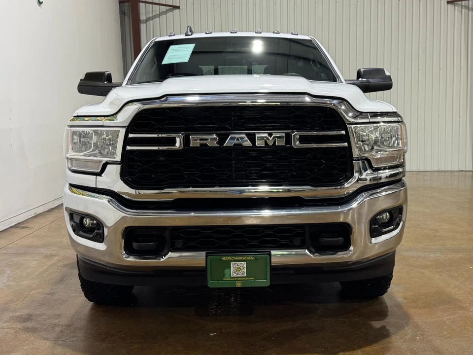 2022 Ram 2500 - Image 2 of 31
