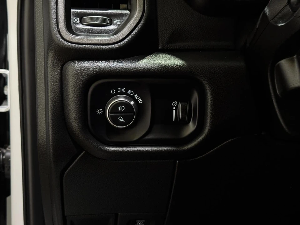 2022 Ram 2500 - Image 27 of 31