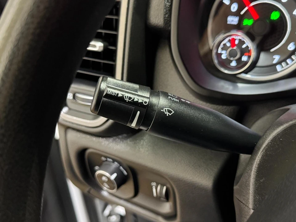 2022 Ram 2500 - Image 25 of 31