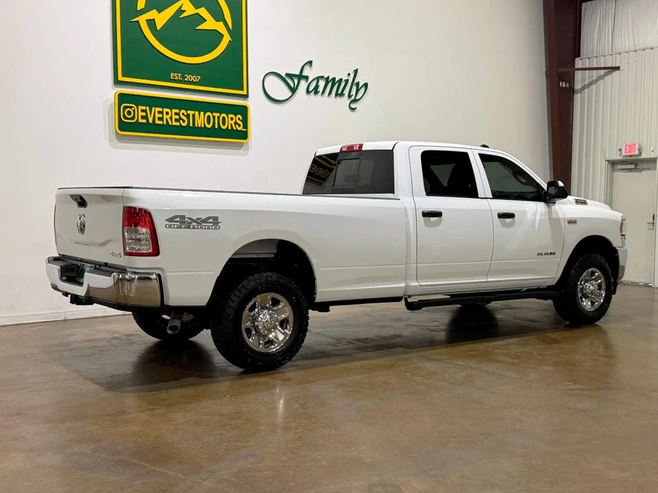 2022 Ram 2500 - Image 8 of 31
