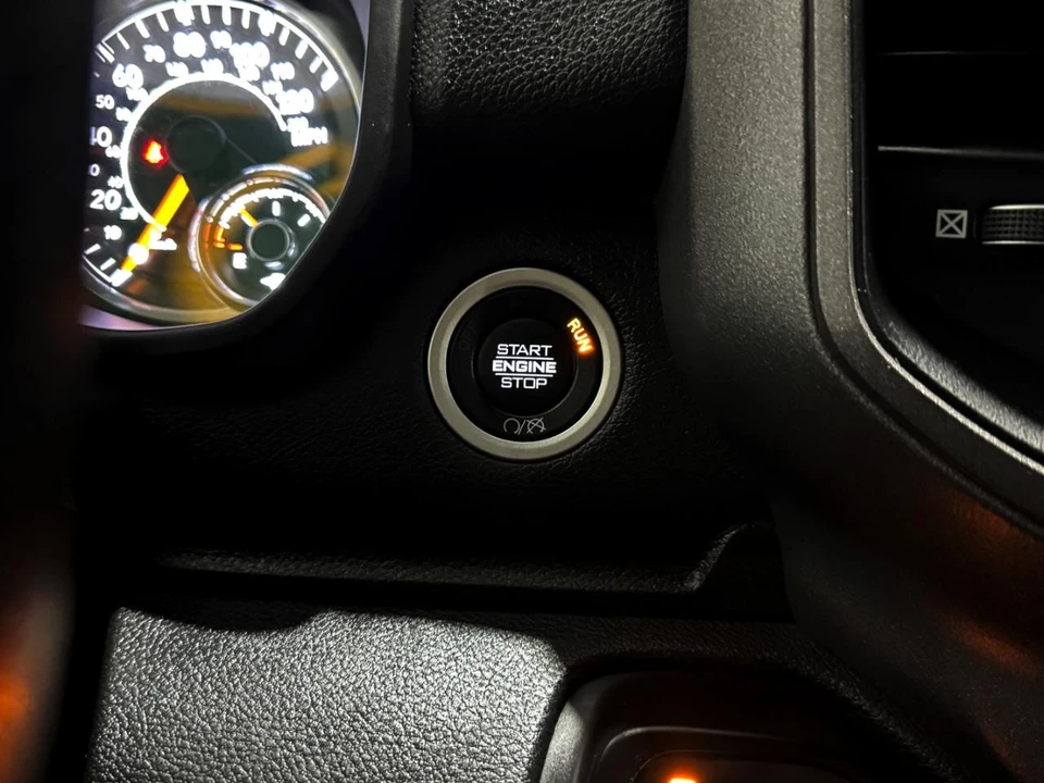 2022 Ram 2500 - Image 27 of 31