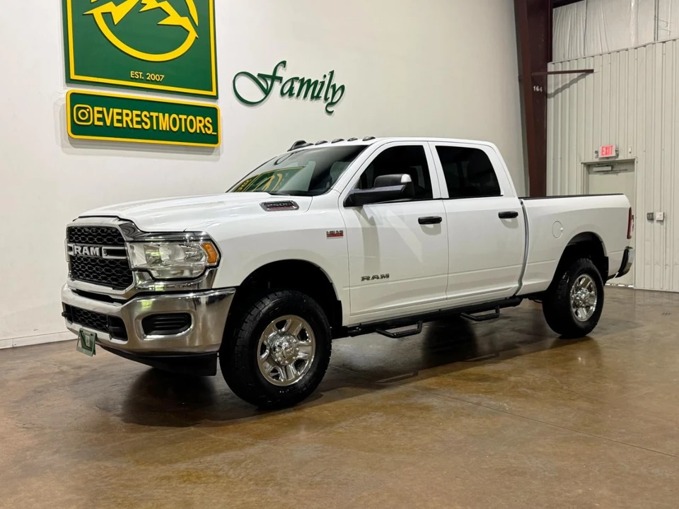2022 Ram 2500 - Image 3 of 31