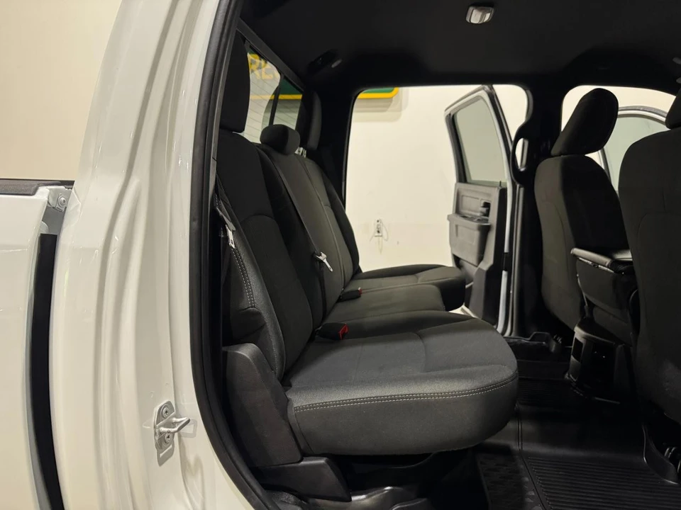 2022 Ram 2500 - Image 16 of 31