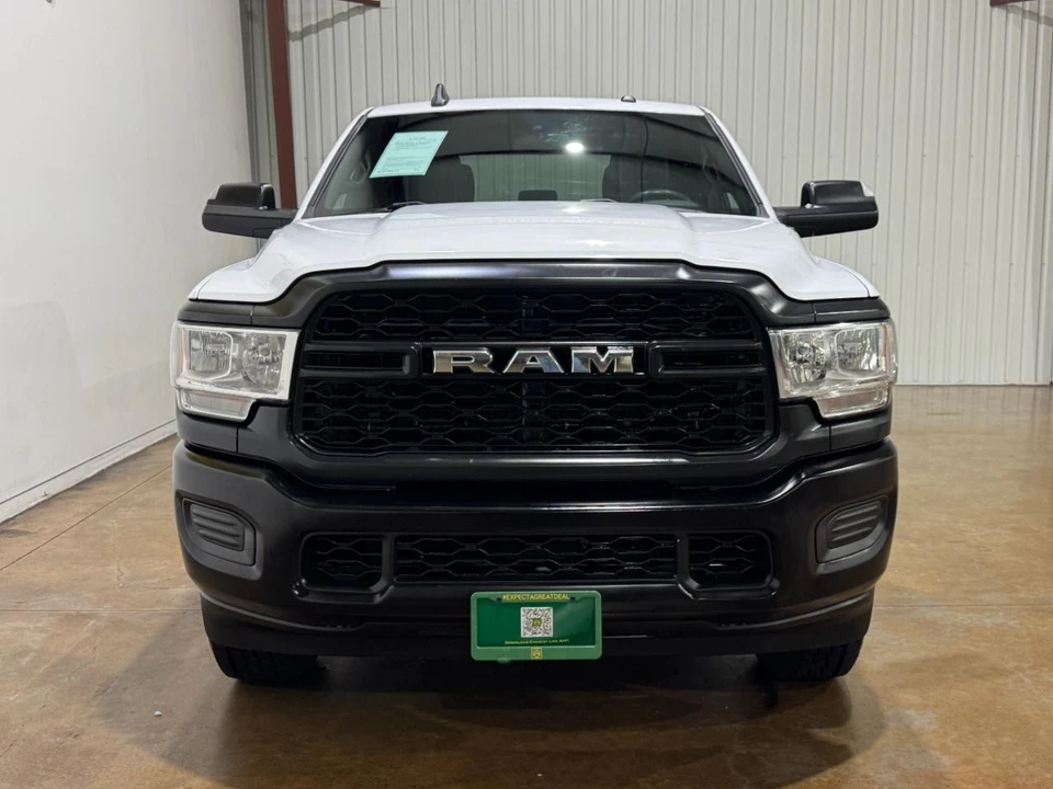 2022 Ram 2500 - Image 2 of 31