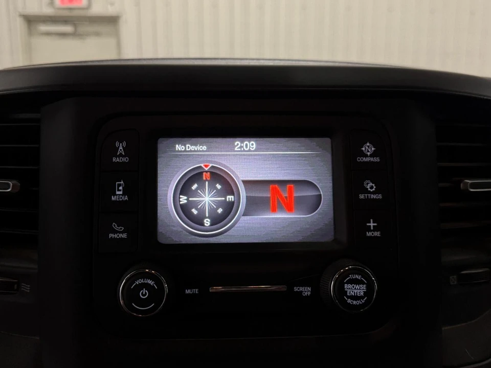 2022 Ram 2500 - Image 10 of 25