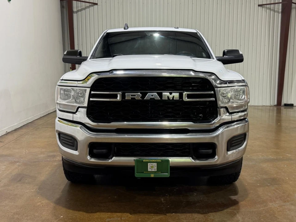 2022 Ram 2500 - Image 2 of 31