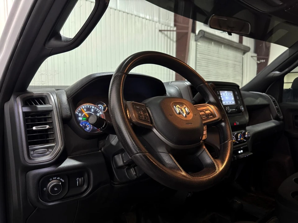 2022 Ram 2500 - Image 5 of 25