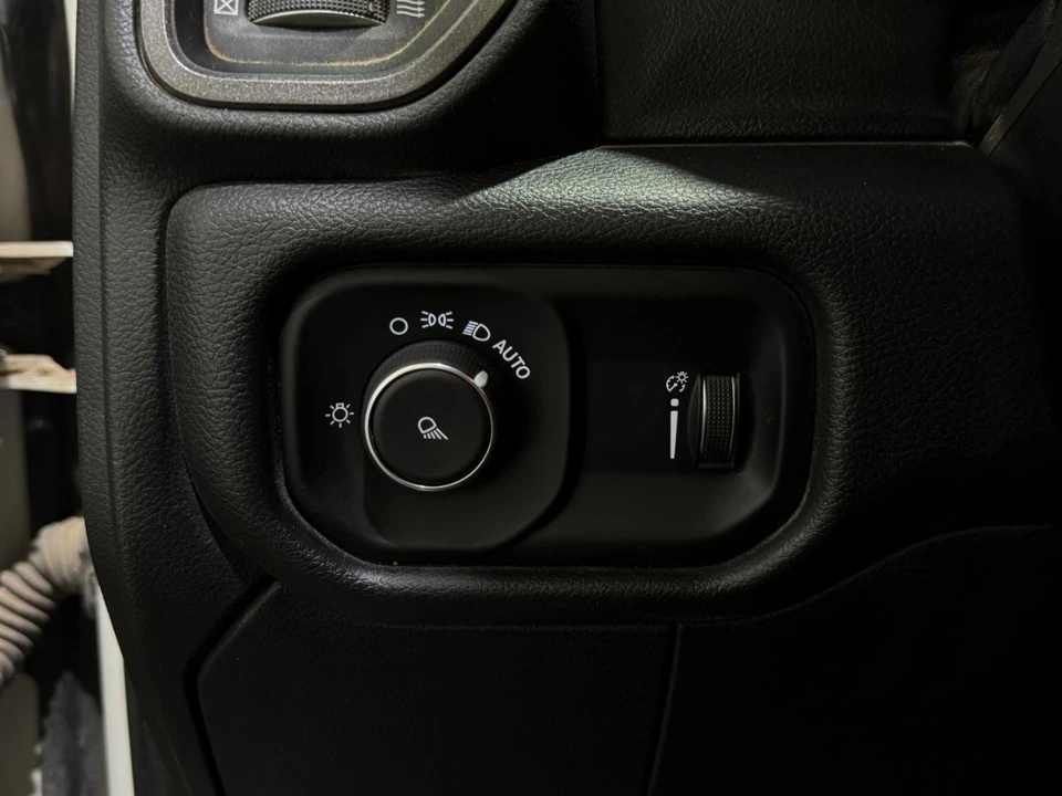 2022 Ram 2500 - Image 19 of 25
