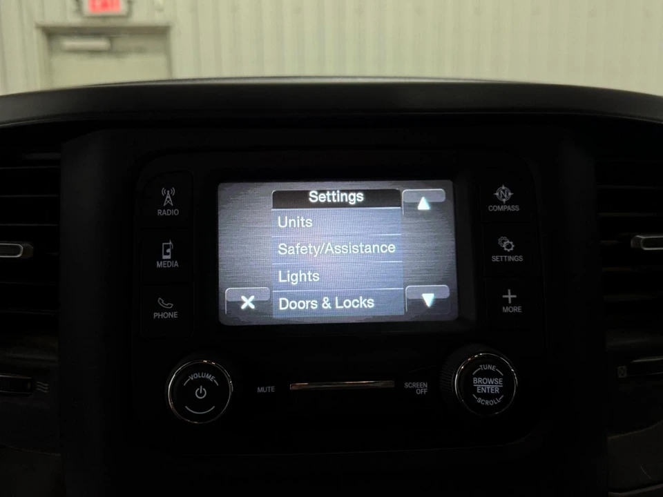 2022 Ram 2500 - Image 13 of 25