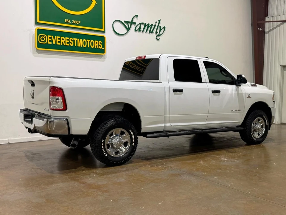 2022 Ram 2500 - Image 8 of 31